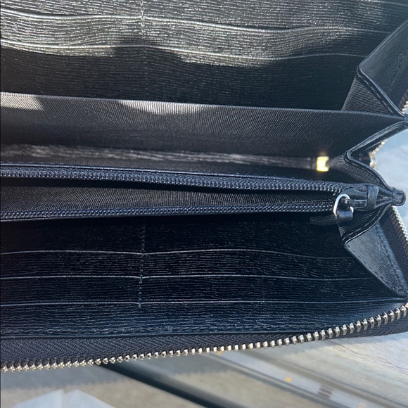 Gucci Leather Leopard Print Zip Around Wallet - Picture 7 of 9